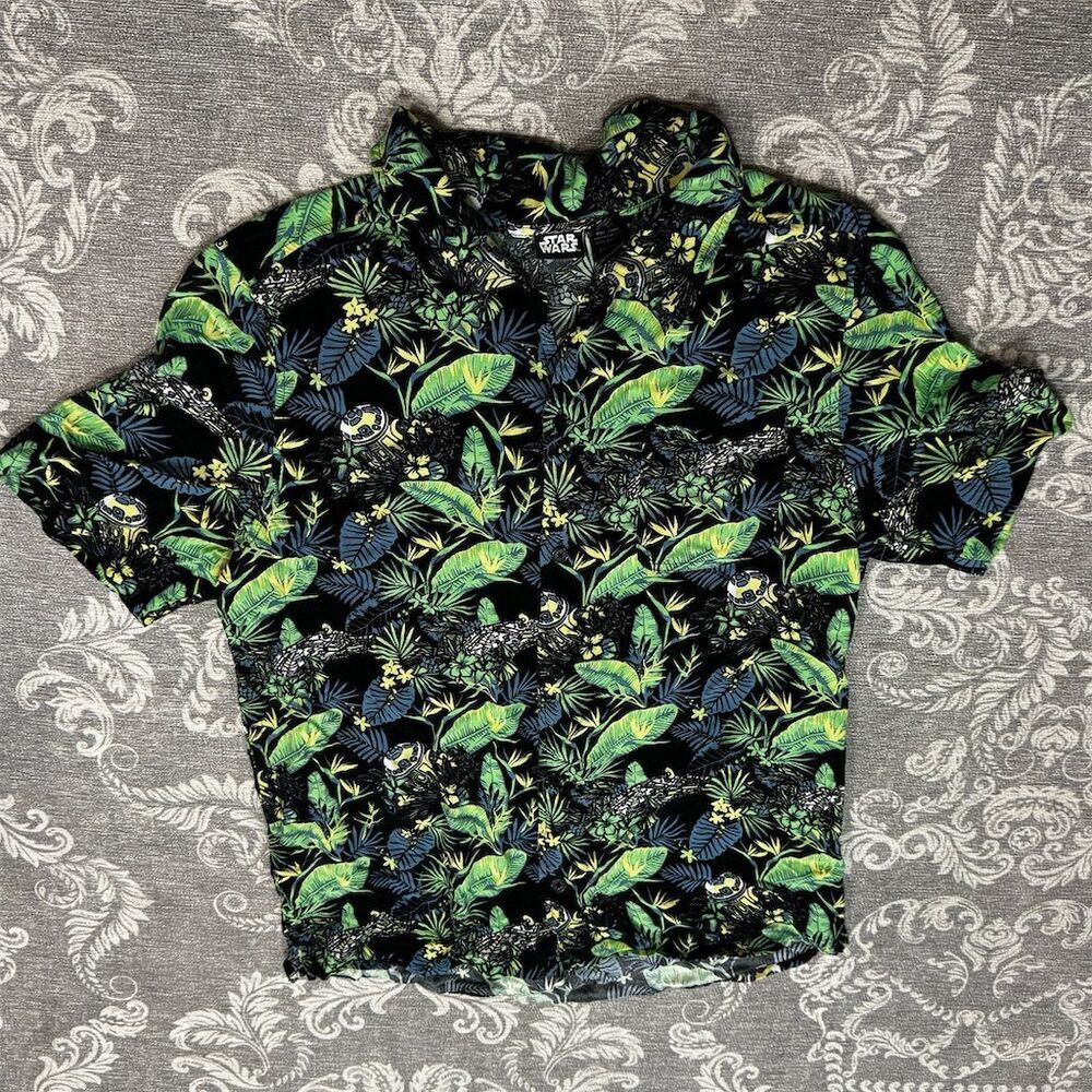 Star Wars Men's Hawaiian Shirt Millennium Falcon R2-D2 Graphic Print L